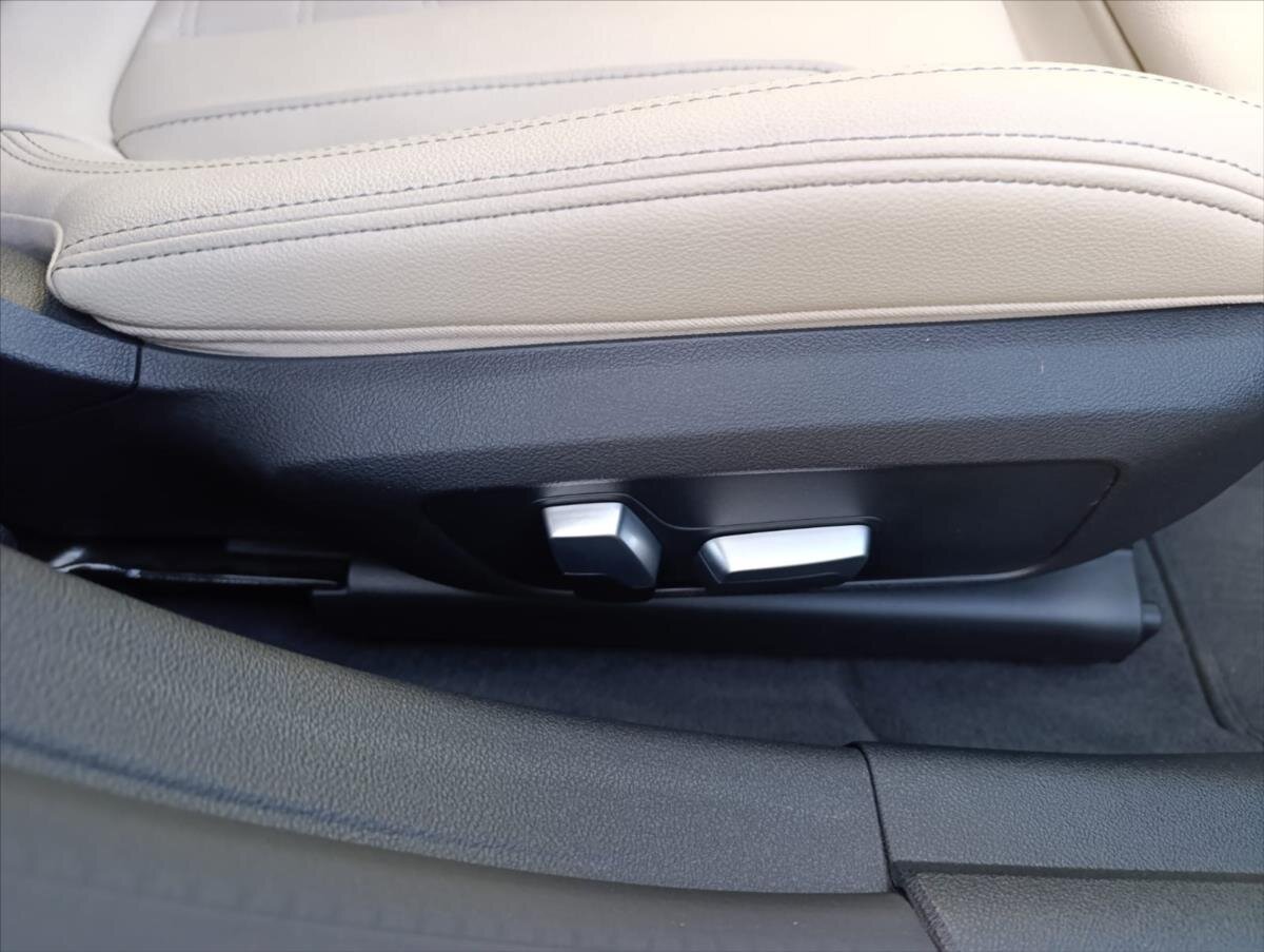 BMW i4 Sedan / Limuzína 0,0 400 kw