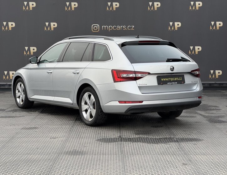 Škoda Superb 7