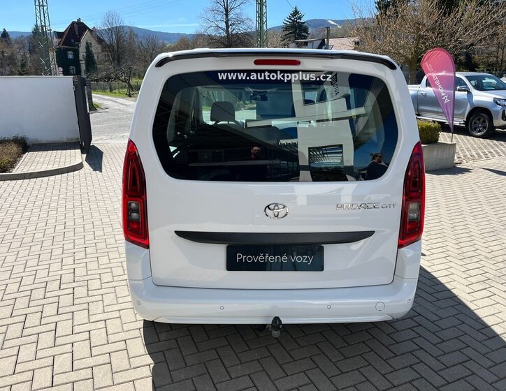 Toyota ProAce City Verso MPV 1,5 l 75 kw