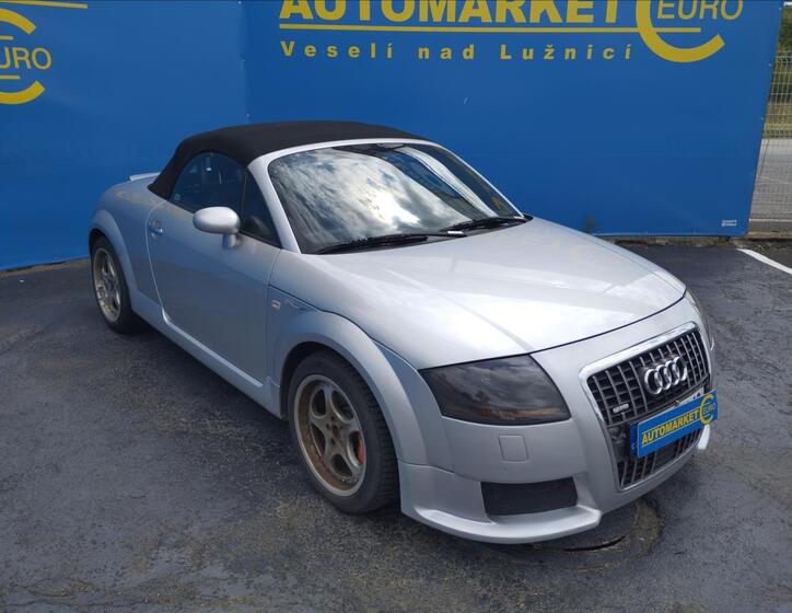 Audi TT 3