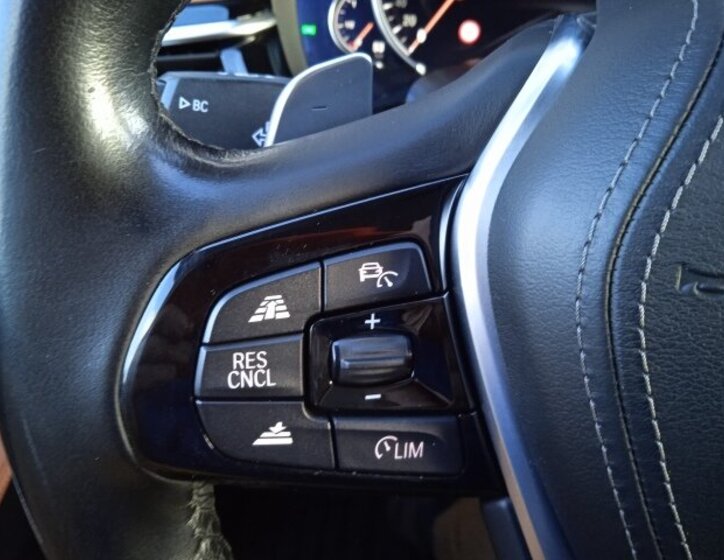 BMW Řada 6 Liftback 3,0 l 195 kw