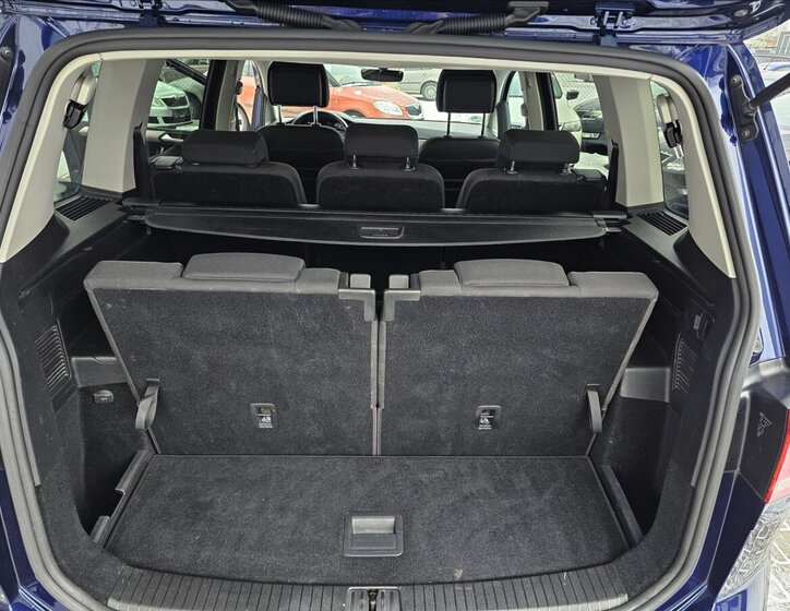 Volkswagen Touran 31