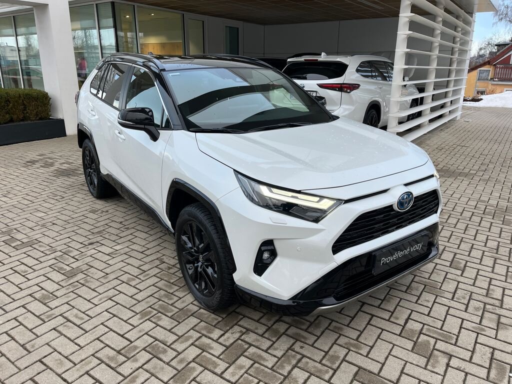 Toyota RAV4 SUV 2,5 l 131 kw