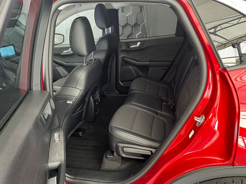 Ford Kuga SUV 2,5 l 140 kw