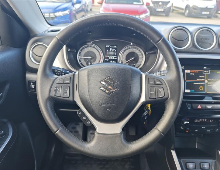Suzuki Vitara SUV / Terénní 998,0 82 kw
