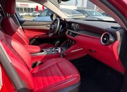 Alfa Romeo Stelvio SUV / Terénní 2,0 l 206 kw