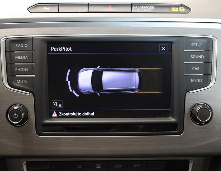 Volkswagen Passat Kombi 2,0 l 110 kw