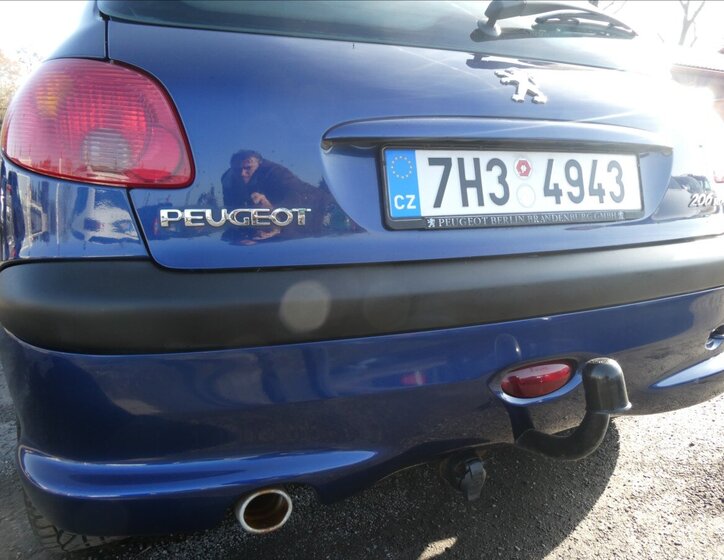 Peugeot 206 Hatchback 1,6 l 80 kw