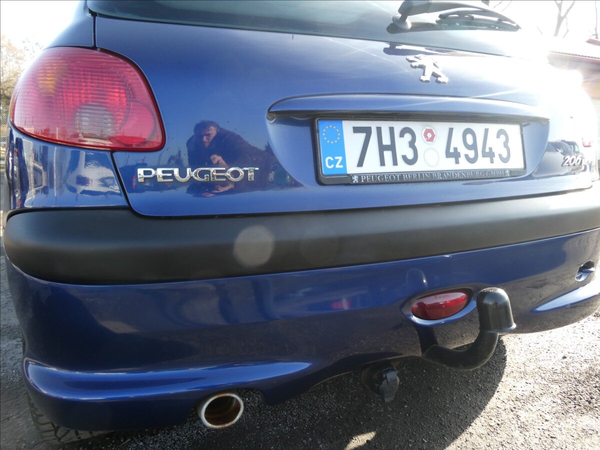 Peugeot 206 Hatchback 1,6 l 80 kw
