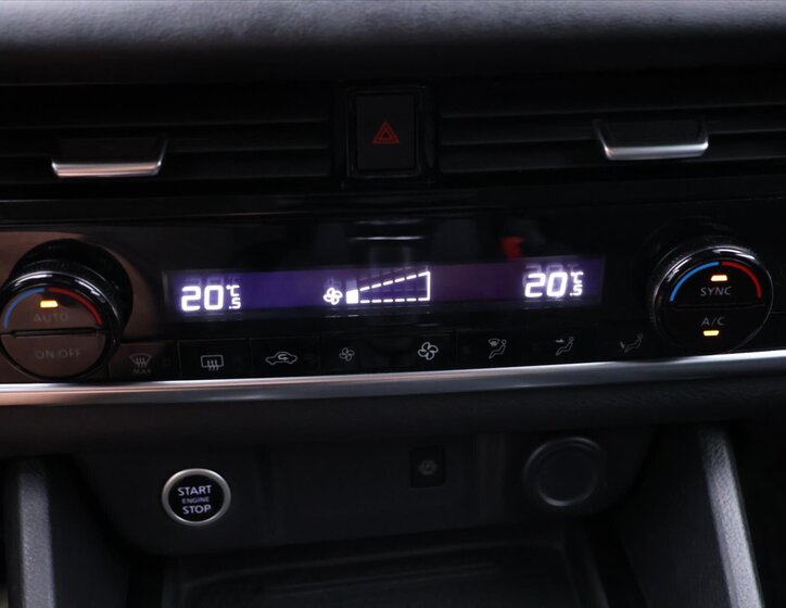 Nissan Qashqai SUV 1,3 l 103 kw