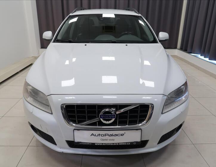 Volvo V70 2