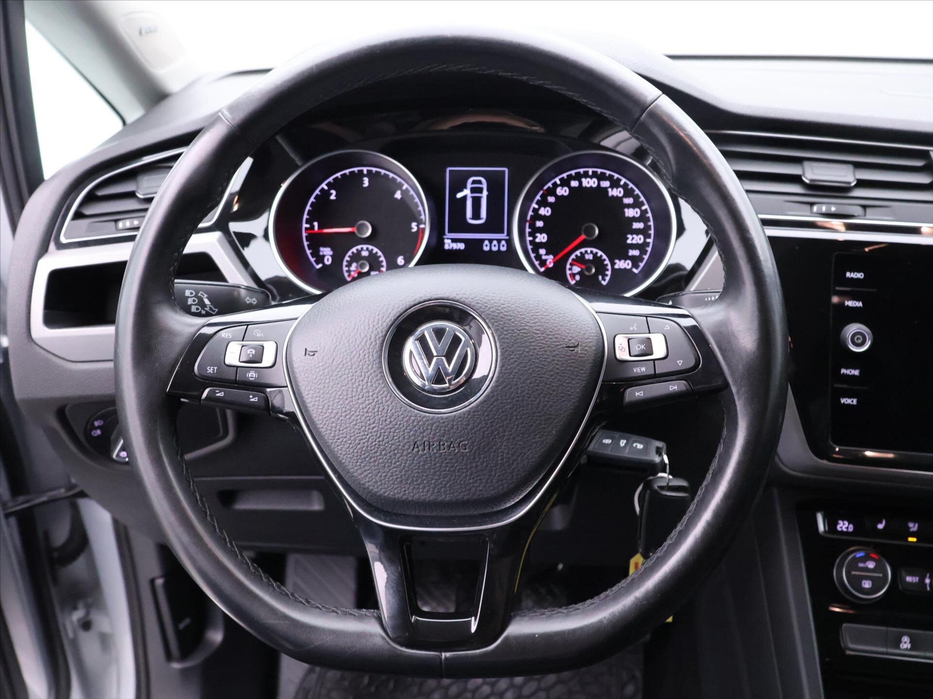 Volkswagen Touran Kombi 1,6 l 85 kw