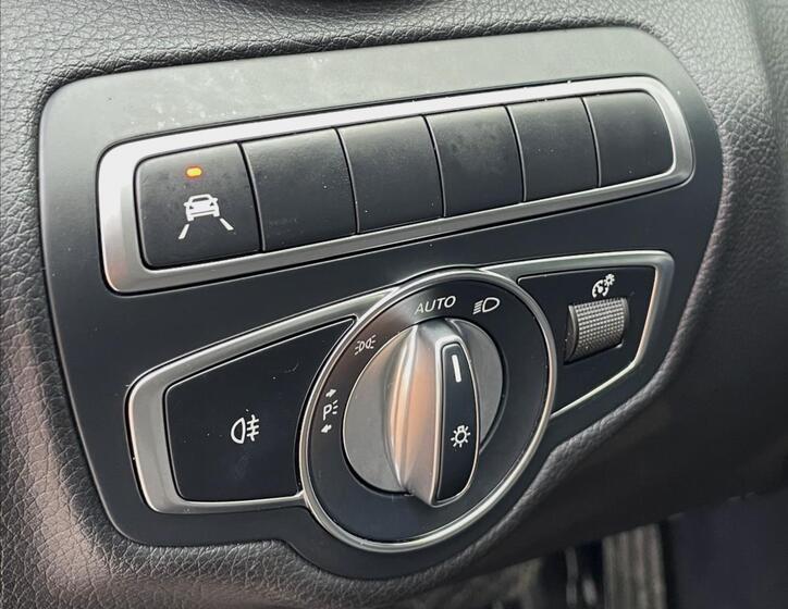 Mercedes-Benz Třídy C 32