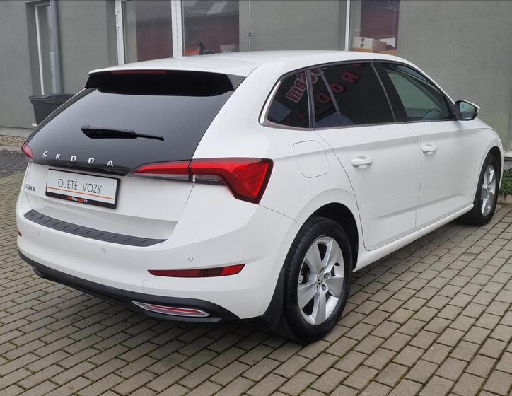 Škoda Scala 10
