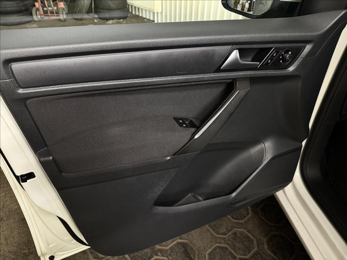 Volkswagen Caddy Kombi 1,4 l 81 kw