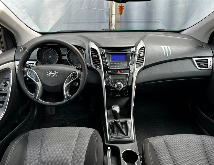 Hyundai i30 Kombi 1,6 l 81 kw