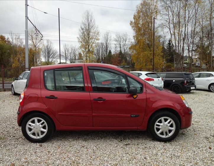 Renault Modus Kombi 1,1 l 55 kw