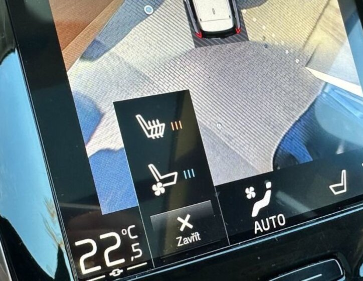 Volvo XC90 SUV 2,0 l 173 kw