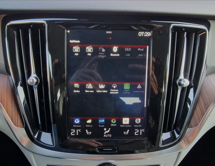 Volvo V60 Kombi 2,0 l 140 kw