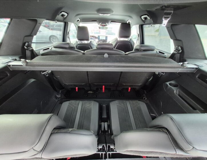 Peugeot 5008 MPV 1,6 l 133 kw