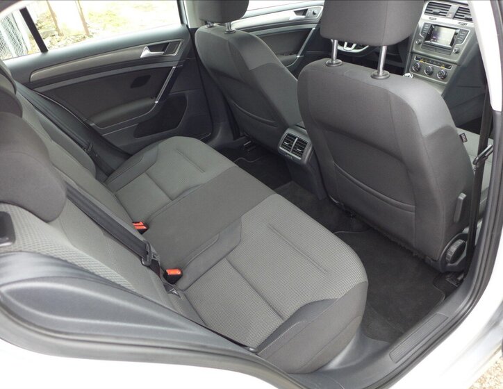 Volkswagen Golf Hatchback 1,2 l 77 kw