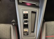 Volkswagen Golf Hatchback 2,0 l 221 kw