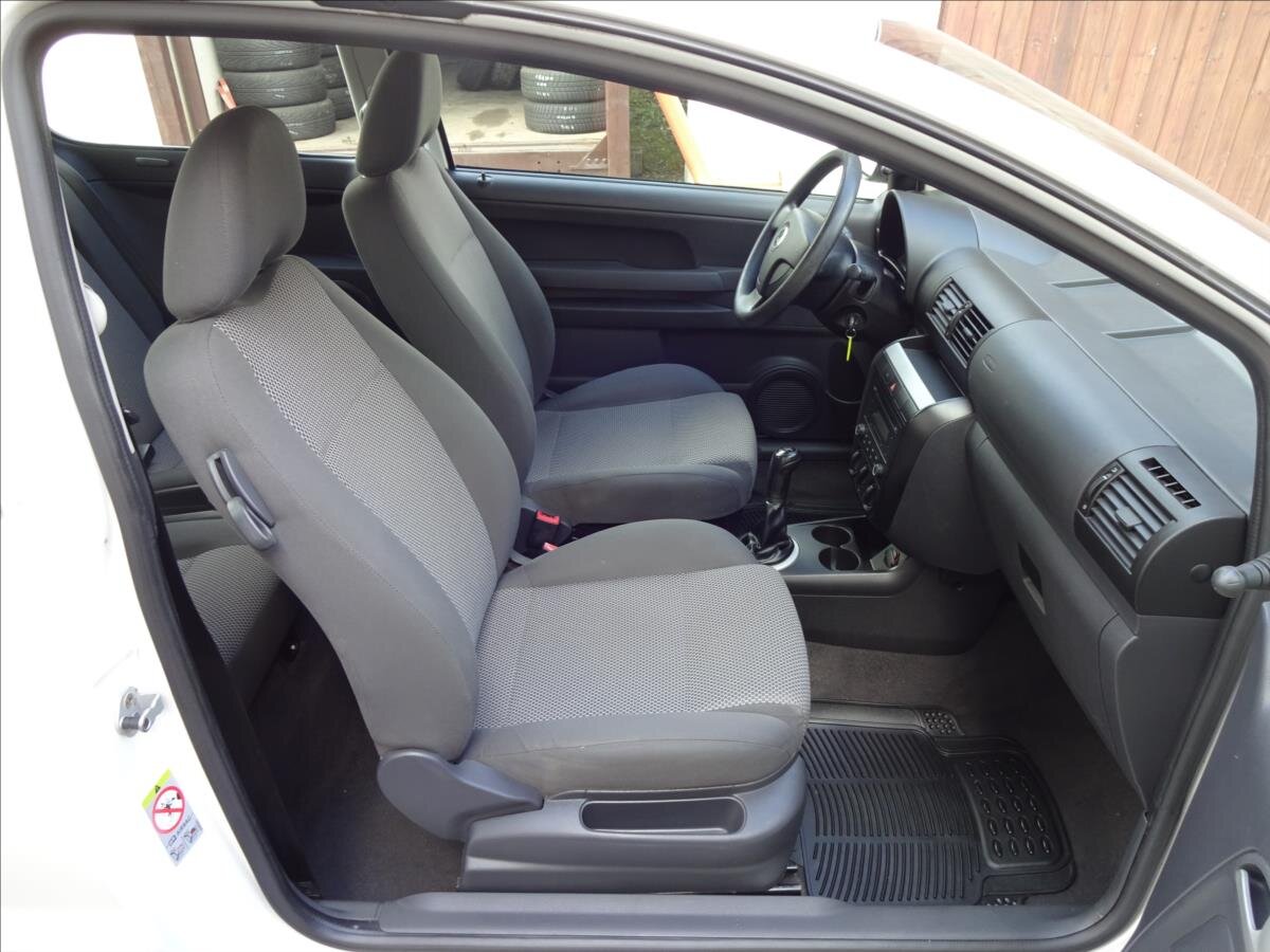 Volkswagen Fox Hatchback 1,4 l 51 kw
