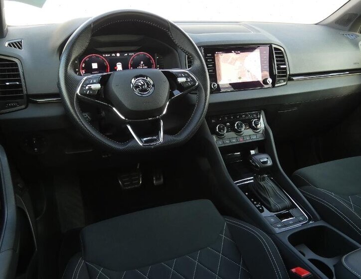 Škoda Karoq SUV / Terénní 1,5 l 110 kw