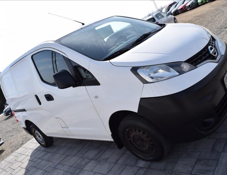 Nissan NV200 MPV 1,6 l 81 kw