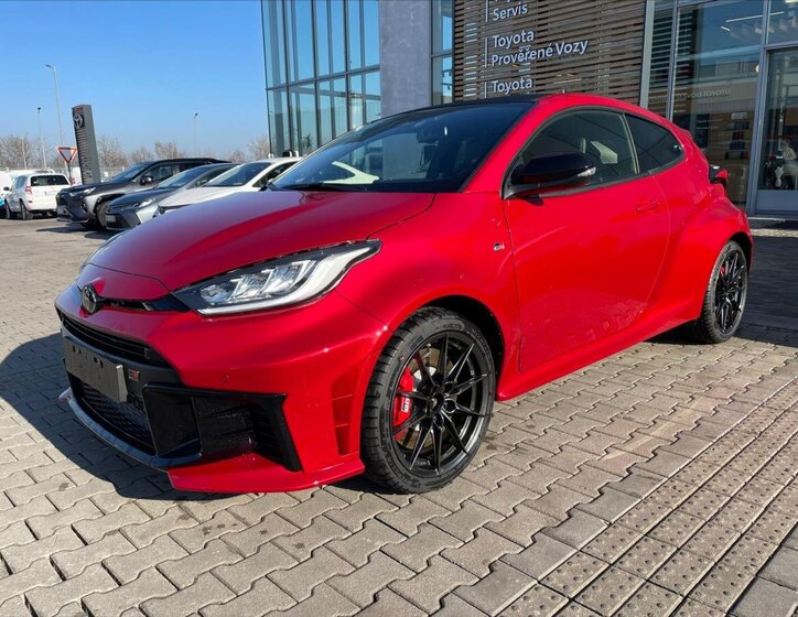 Toyota GR Yaris 1