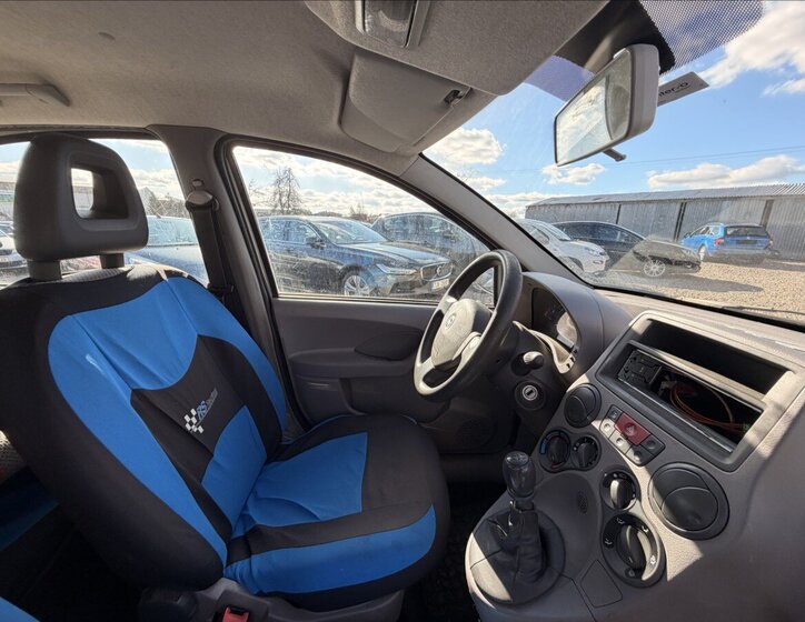 Fiat Panda Hatchback 1,2 l 44 kw