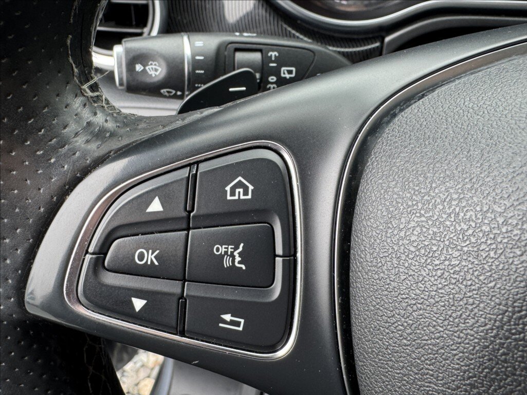 Mercedes-Benz Třídy V Kombi 2,1 l 120 kw