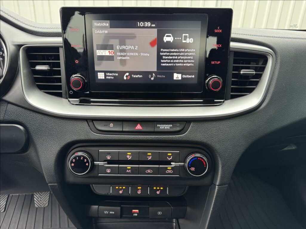 KIA Ceed Hatchback 998,0 73 kw