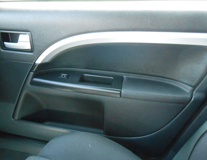 Ford Mondeo Liftback 1,8 l 92 kw