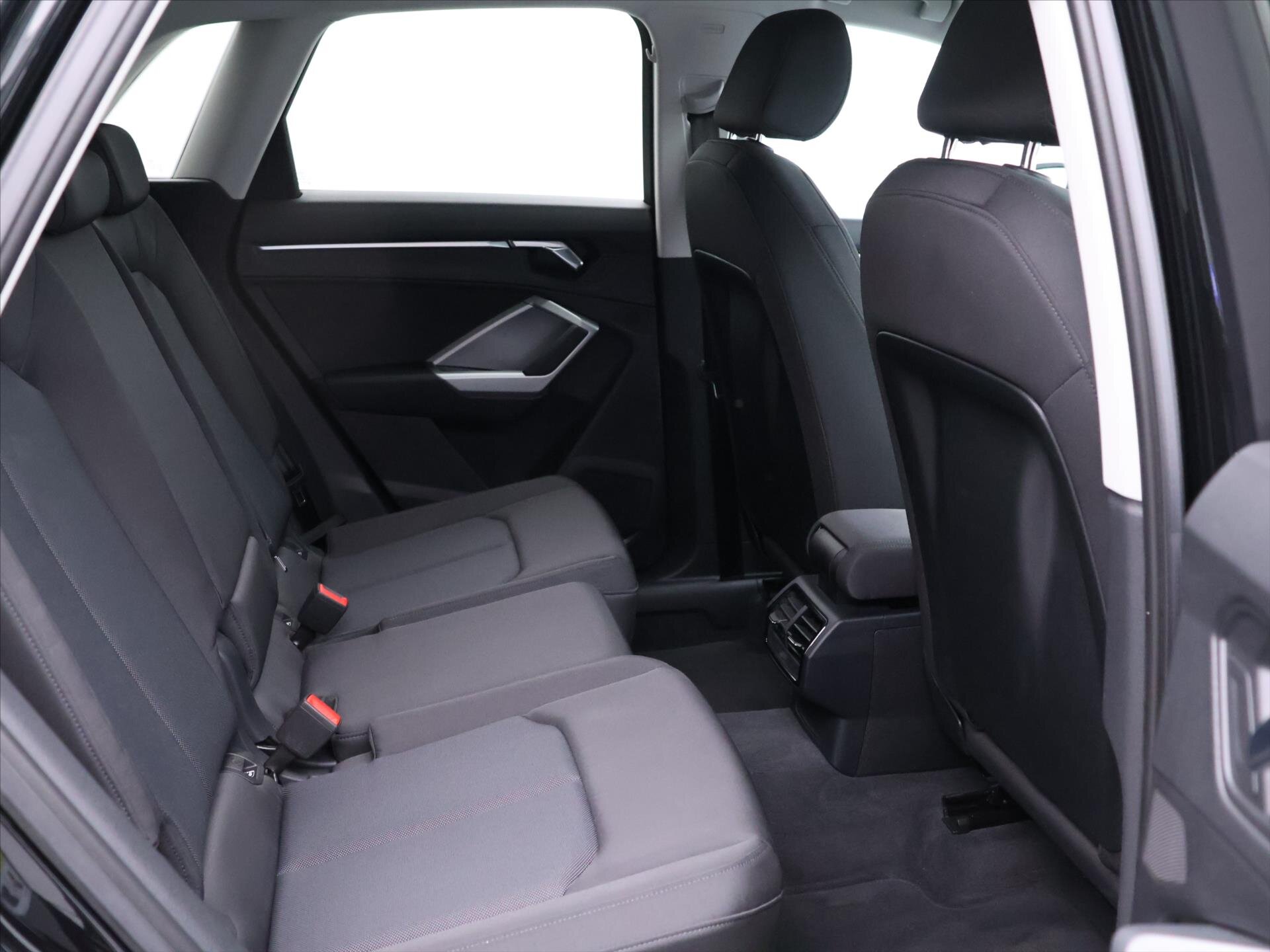 Audi Q3 SUV / Terénní 2,0 l 140 kw