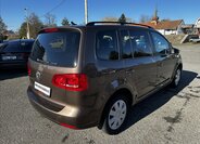 Volkswagen Touran MPV 1,2 l 77 kw