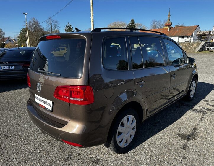 Volkswagen Touran MPV 1,2 l 77 kw