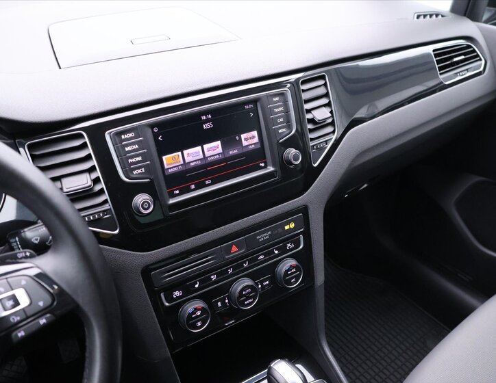 Volkswagen Golf Sportsvan 18