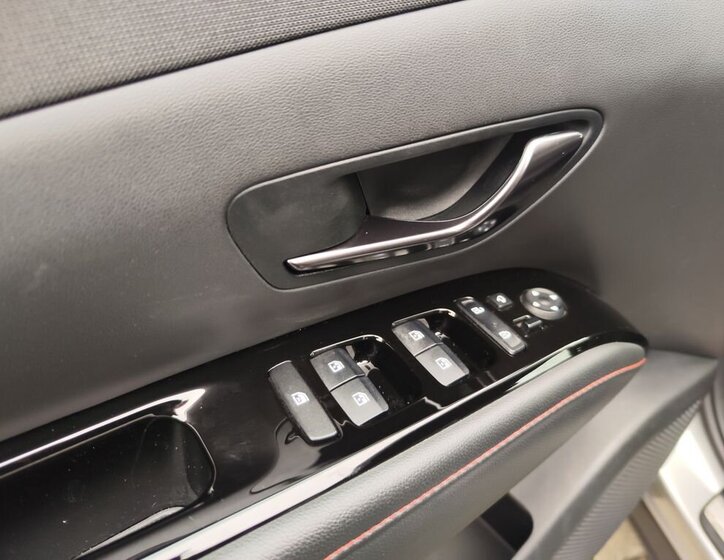 Hyundai Tucson SUV 1,6 l 110 kw