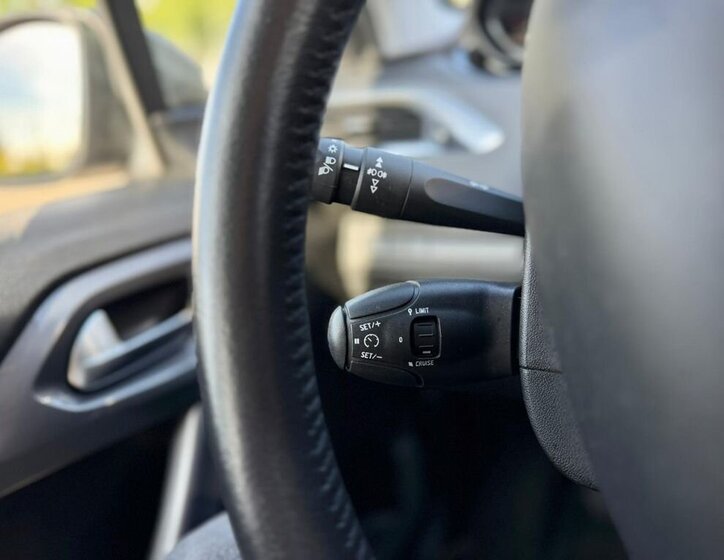 Peugeot 2008 SUV / Terénní 1,2 l 60 kw