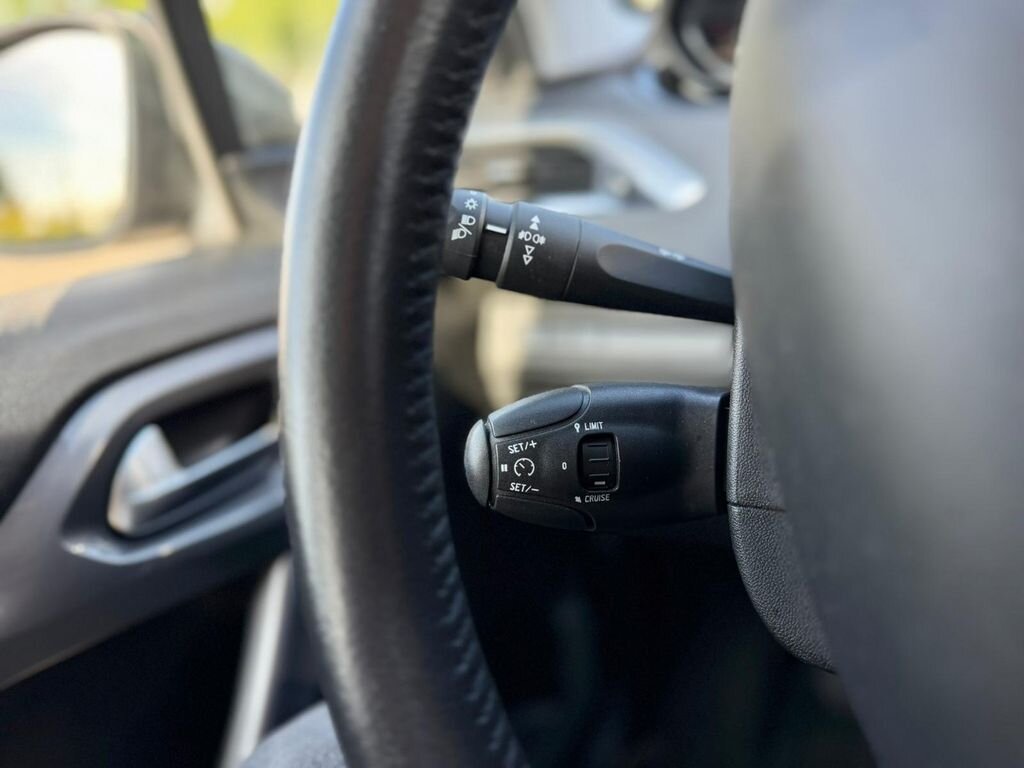 Peugeot 2008 SUV / Terénní 1,2 l 60 kw