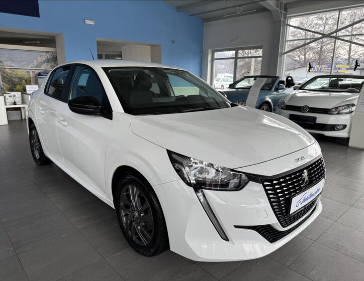 Peugeot 208 Hatchback 1,2 l 74 kw