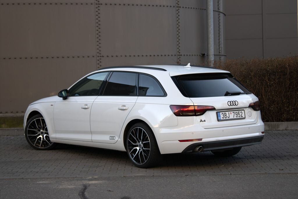 Audi A4 Kombi 2,0 l 110 kw