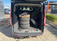 Ford Tourneo Custom 6
