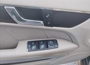 Mercedes-Benz Třídy E Kupé 3,0 l 170 kw