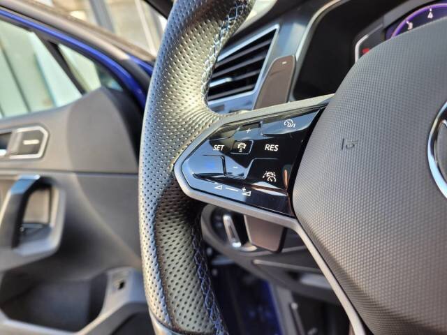 Volkswagen Tiguan SUV 2,0 l 235 kw