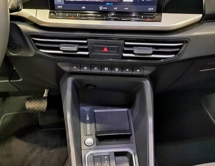 Ford Tourneo Connect MPV 1,5 l 110 kw