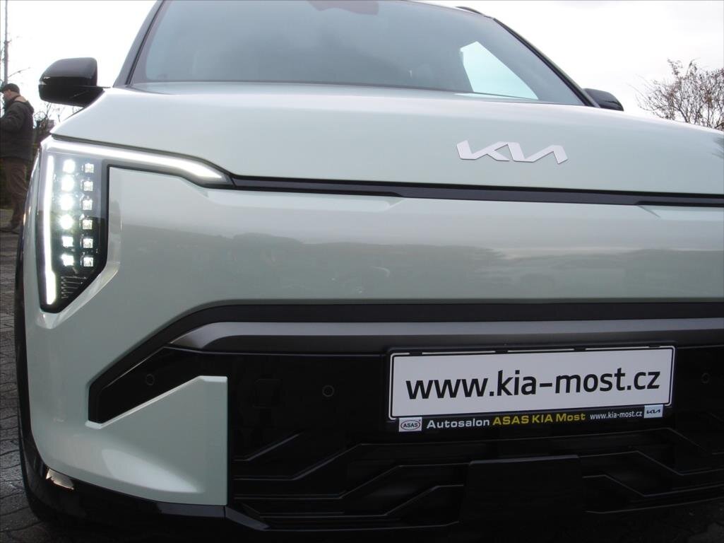 KIA EV3 SUV / Terénní 0,0 150 kw
