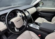 Land Rover Discovery 9