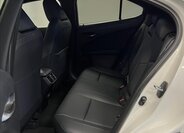 Lexus UX 300h SUV 2,0 l 146 kw